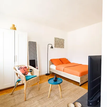 Moderne, Stylee Et Confortable En Centre منزل للإقامة